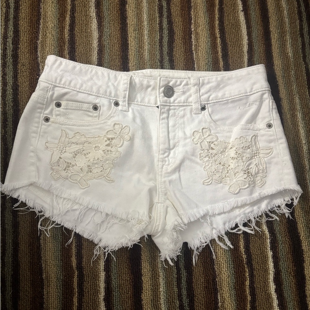 White Jean shorts AE